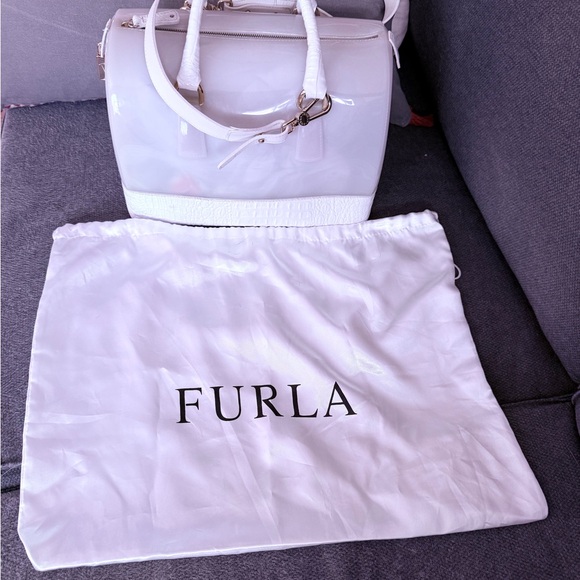 SOLD - FURLA Satchel ‘Boston’ Bag Leather & Rubber w/Gold Accents & Dust Bag EUC - Picture 15 of 16